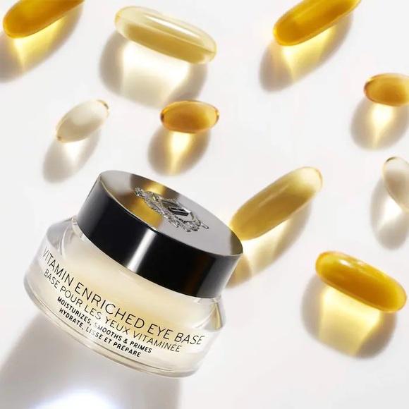 Bobbi Brown
Vitamin Enriched Eye Base Primer & Moisturizer with Hyaluronic Acid - Picture 5 of 10